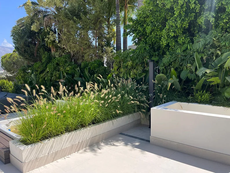 Jardín de Casa en Nueva Andalucía: vista 4 del archivo fotográfico