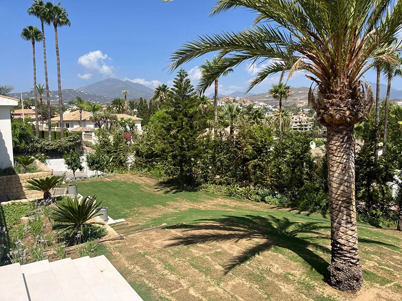Jardín de Casa en Nueva Andalucía: vista 5 del archivo fotográfico